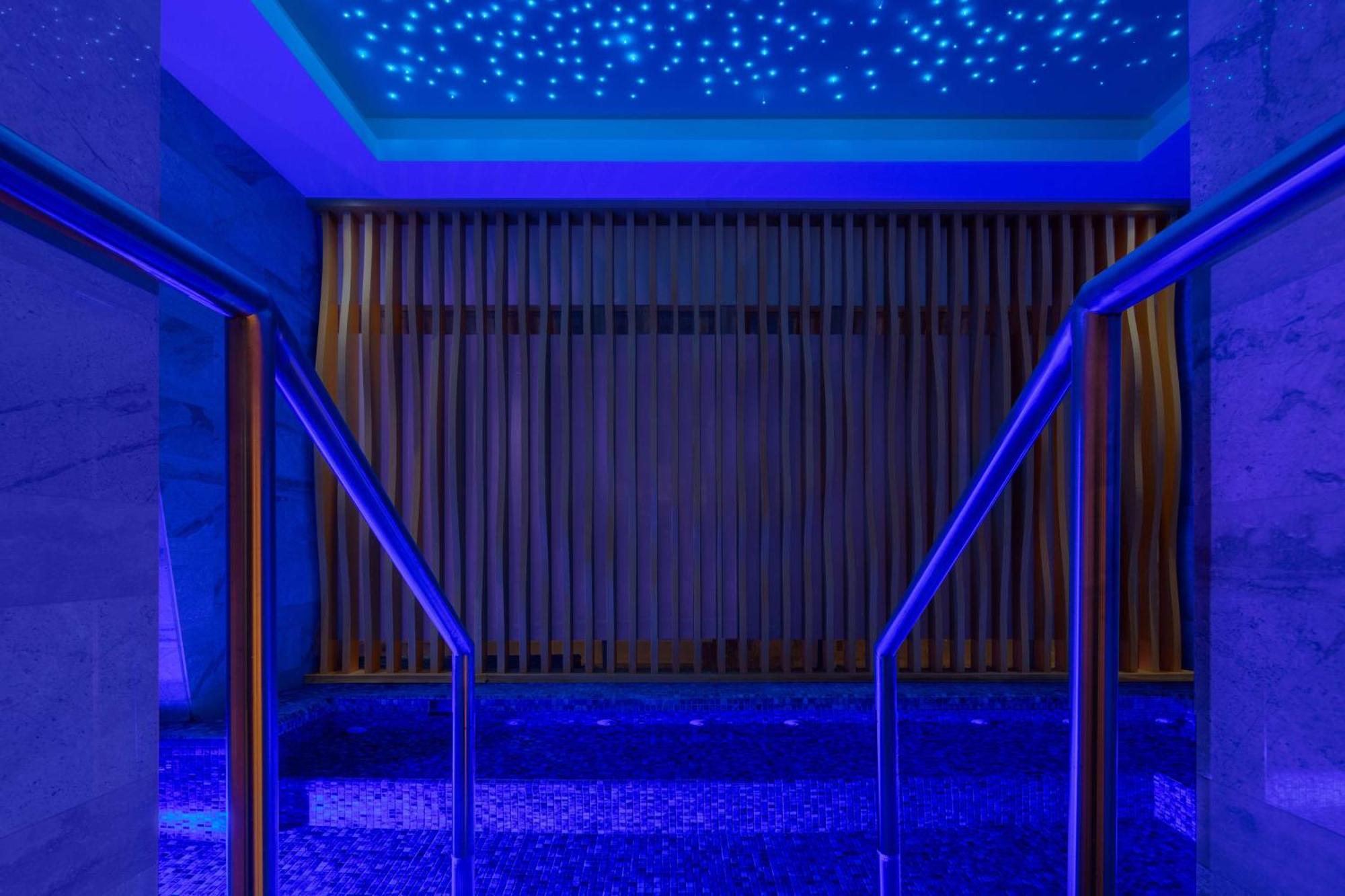 Hyatt Regency Riyadh Olaya Extérieur photo The organ